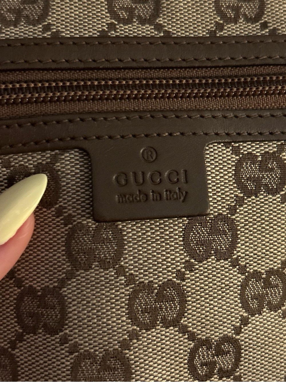 $400 retail Gucci Beige & Brown GG Canvas Crossbody Bag - Picture 4 of 8